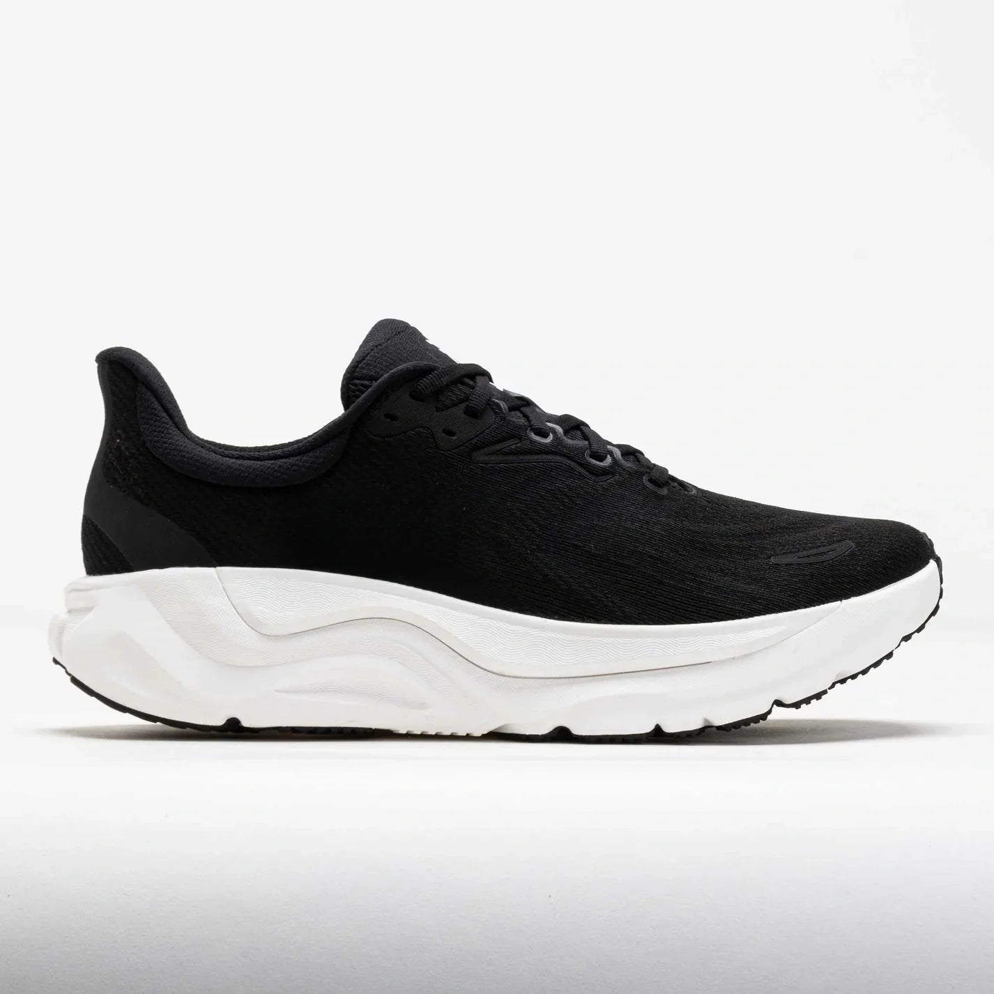 Arahi 8 Men's Black/White